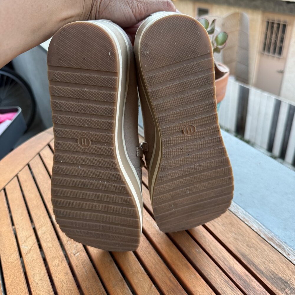 Mad Love Womens Platform Slip-On Sneakers Size 11 - Picture 8 of 8